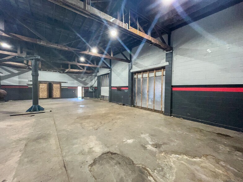 More Photos Of 28425 Salmon River Hwy, Grand Ronde Service For Lease