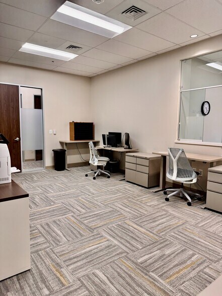 More Photos Of 5668 Edwards Ranch Rd, Fort Worth Medical For Lease