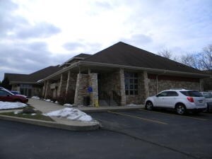 More Photos Of 1550-1556 W Mequon Rd, Mequon Freestanding For Sale