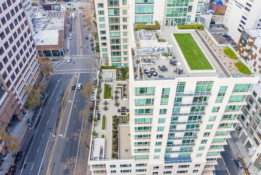 More Photos Of 100 Grand Ave, Oakland Apartments For Lease