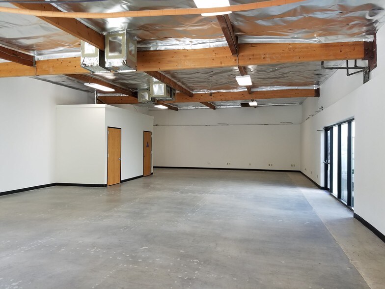 More Photos Of 27801 La Paz Rd, Laguna Niguel Showroom For Lease