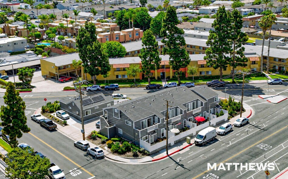 Primary Photo Of 504 Clay Ave, Huntington Beach Apartments For Sale