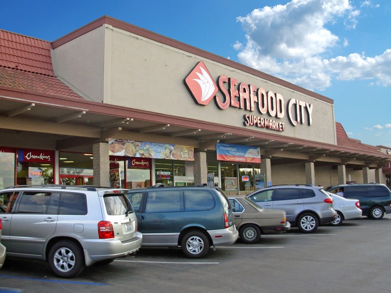 Primary Photo Of 8915-8985 Mira Mesa Blvd, San Diego Unknown For Lease