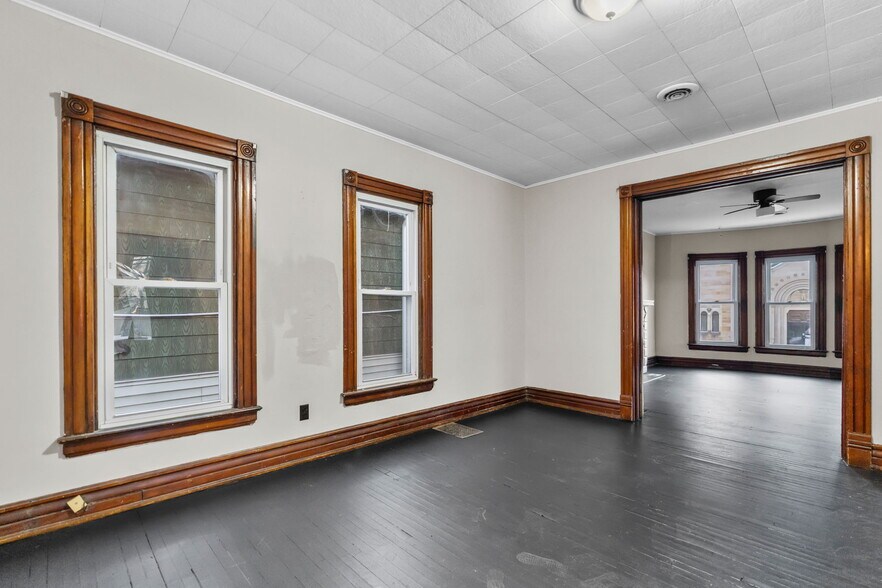 More Photos Of , Buffalo General Retail For Sale