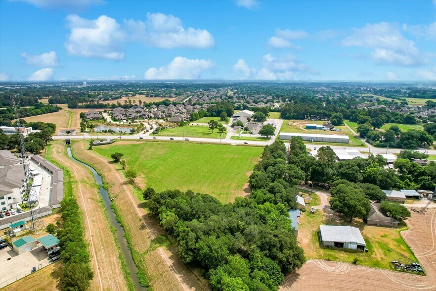 More Photos Of 0 Spring Cypress Rd, Spring Land For Sale