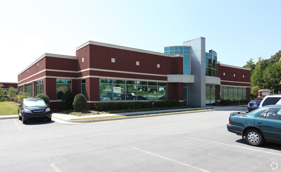 Primary Photo Of 245 Village Center Pky, Stockbridge Medical For Lease