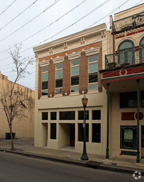 More Photos Of 210 Dauphin St, Mobile Storefront Retail Office For Lease