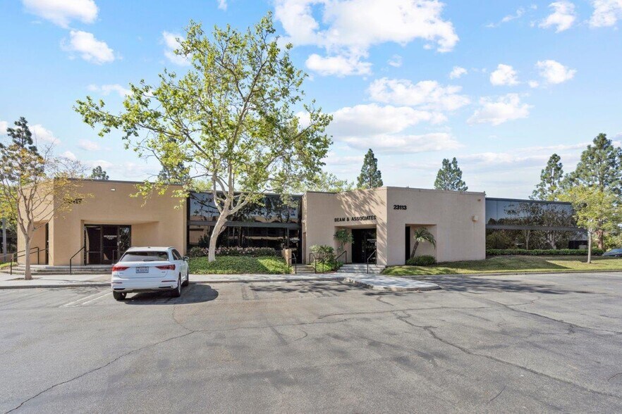 Primary Photo Of 23117 Plaza Pointe Dr, Laguna Hills Office For Lease