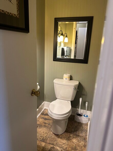 More Photos Of 307 E 6th St, Mound City Specialty For Sale