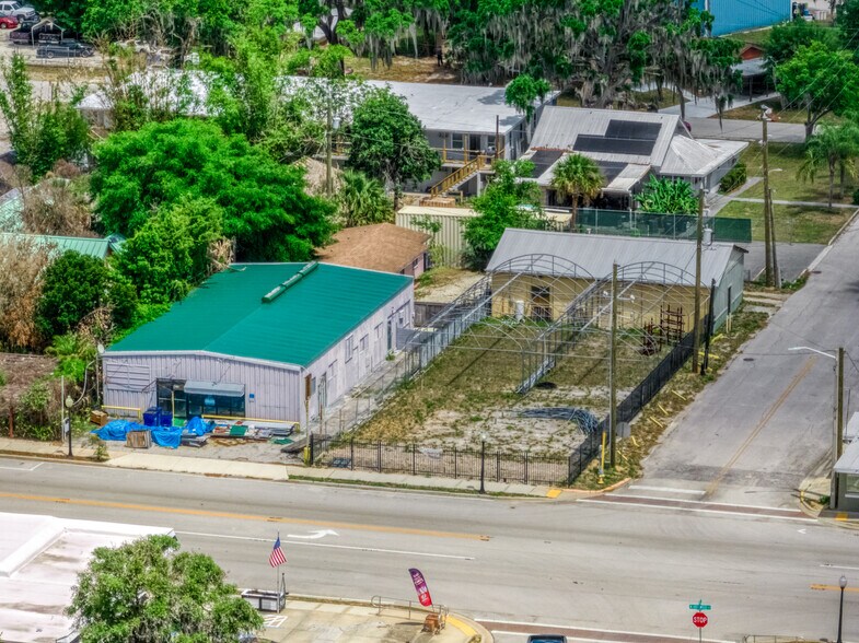 More Photos Of 408 N Ridgewood Dr, Sebring Freestanding For Sale