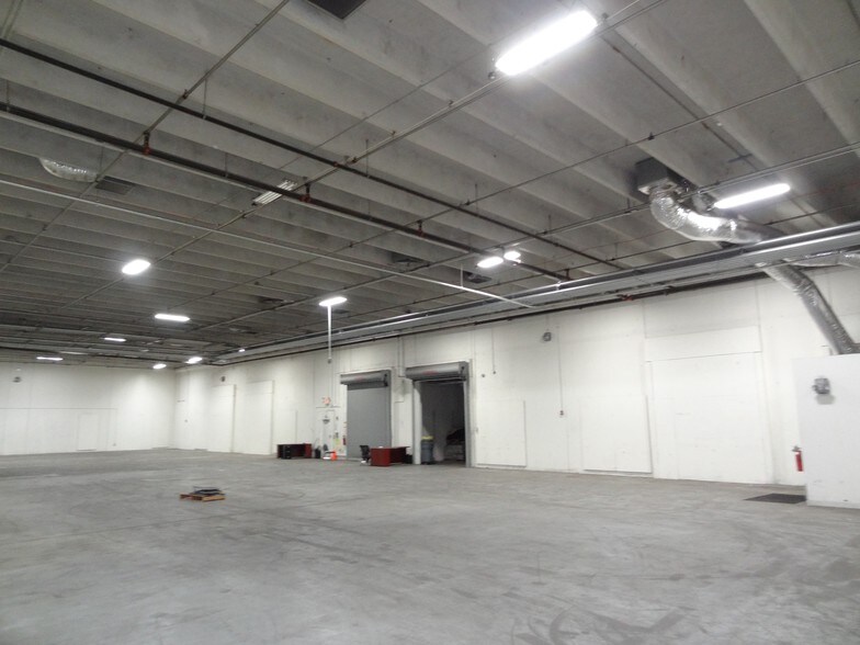 More Photos Of 1800 NW 66th Ave, Plantation Light Manufacturing For Lease