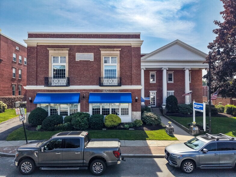 Primary Photo Of 101-107 South St, Pittsfield Office For Sale