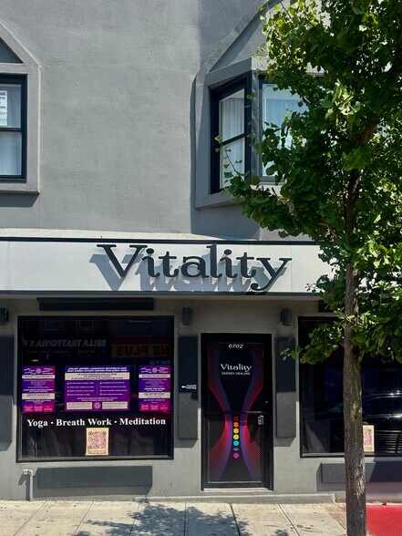 More Photos Of 6702 Bergenline Ave, West New York Storefront Retail Office For Sale
