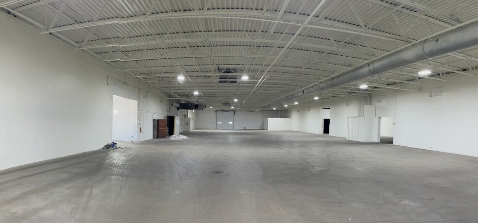 More Photos Of 1700 W Lusher Ave, Elkhart Warehouse For Sale