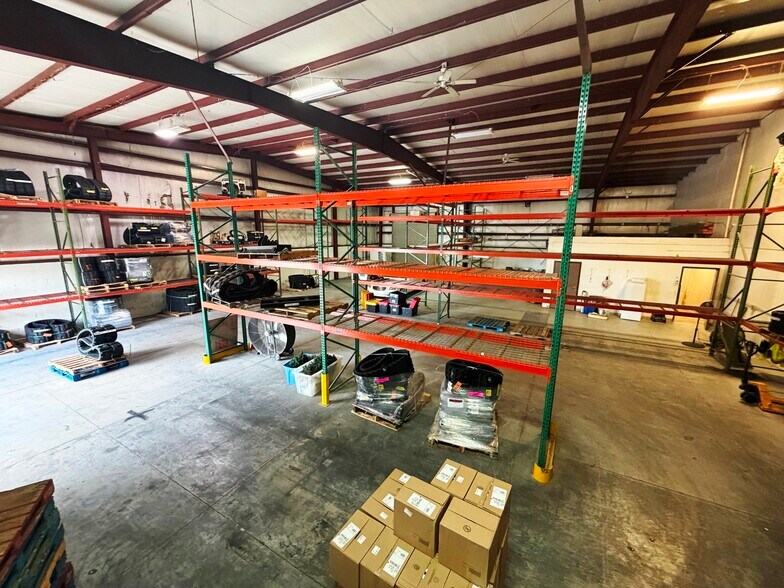 More Photos Of 16331 Old US 41, Fort Myers Warehouse For Lease
