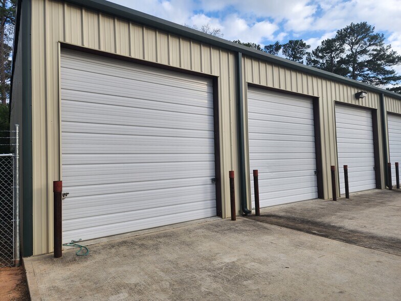 More Photos Of 13398 Cedar Hill Dr, Montgomery Warehouse For Sale