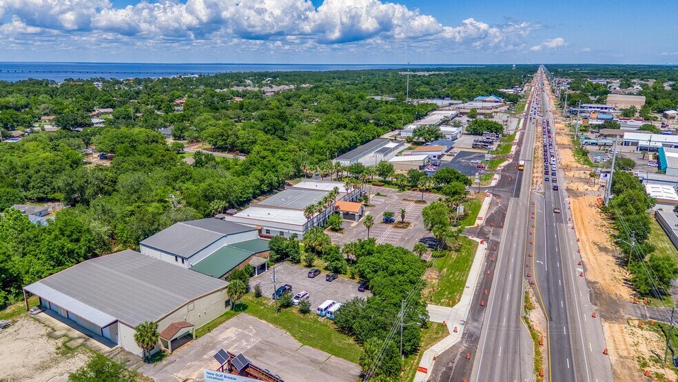 More Photos Of 2990 Gulf Breeze Pky, Gulf Breeze Medical For Lease