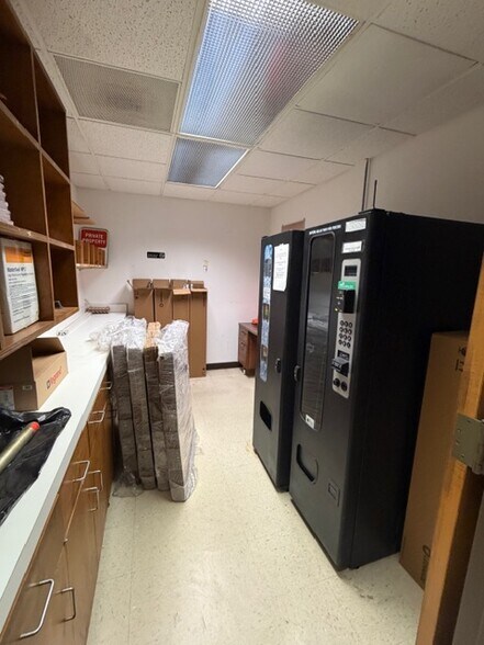 More Photos Of 330 Shipyard Blvd, Wilmington Office Residential For Lease