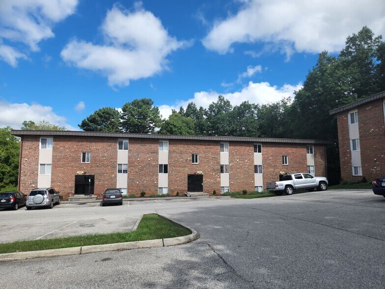 More Photos Of 768-776 Triangle St, Blacksburg Apartments For Sale
