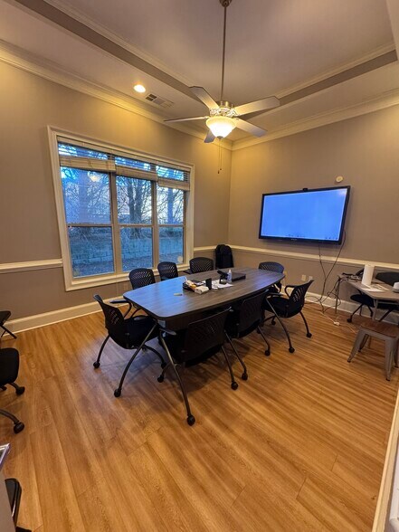 More Photos Of 4720 Peachtree Industrial Blvd, Norcross Office For Lease