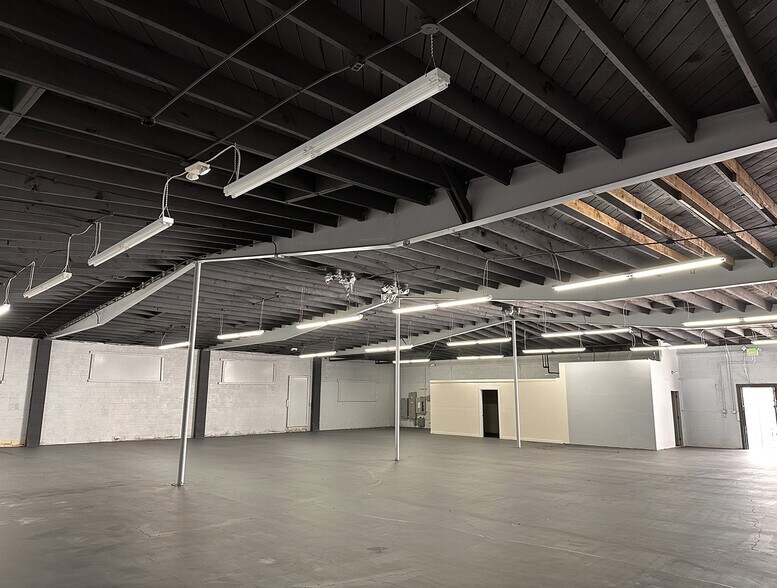 More Photos Of 3433 E Pico Blvd, Los Angeles Warehouse For Lease