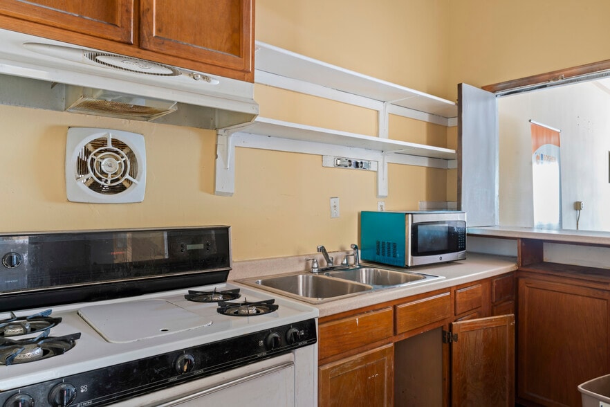 More Photos Of 3516 18th St NE, Washington Religious Facility For Sale