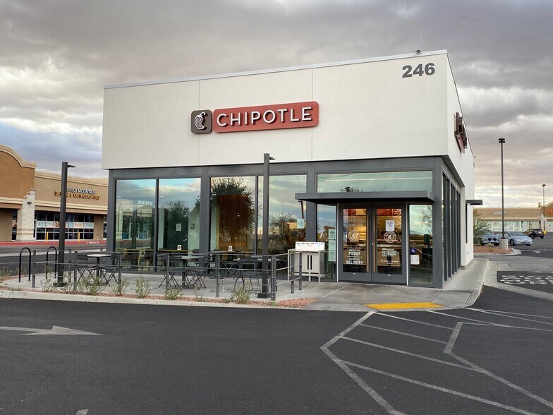 More Photos Of 4300 N. Rancho Drive, Las Vegas General Retail For Sale