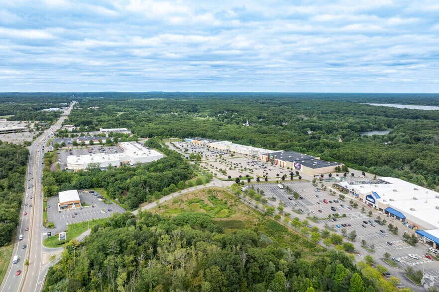 More Photos Of 1300-1500 S Washington St, North Attleboro Unknown For Lease