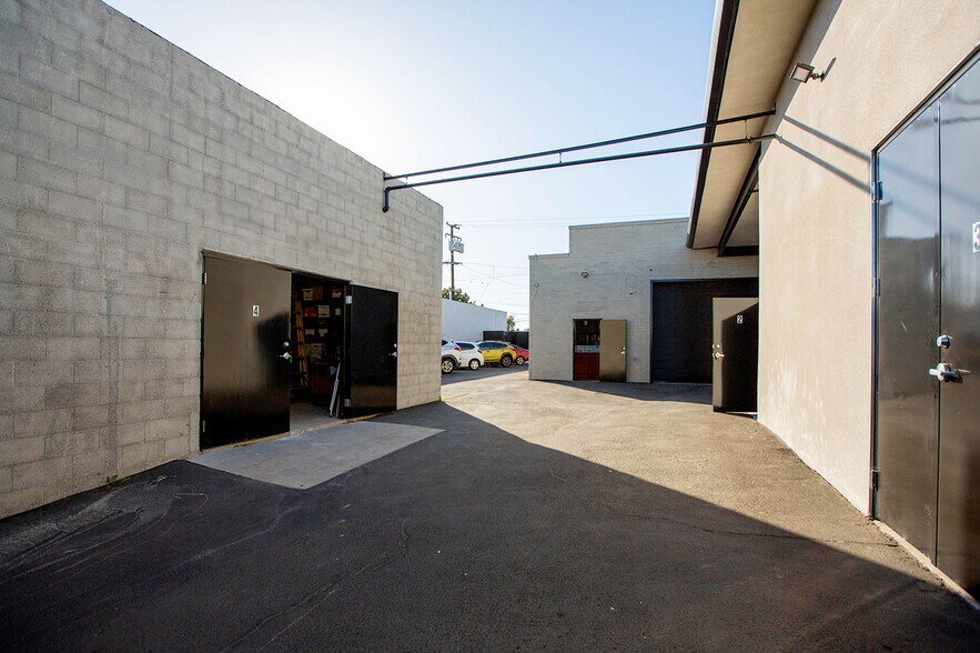 More Photos Of 12924 Yukon Ave, Hawthorne Service For Sale