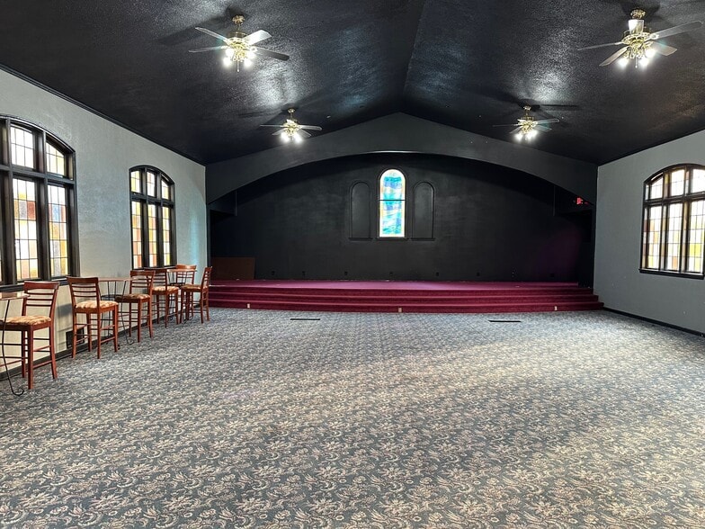 More Photos Of 1099 Queen Ave SW, Albany Religious Facility For Sale