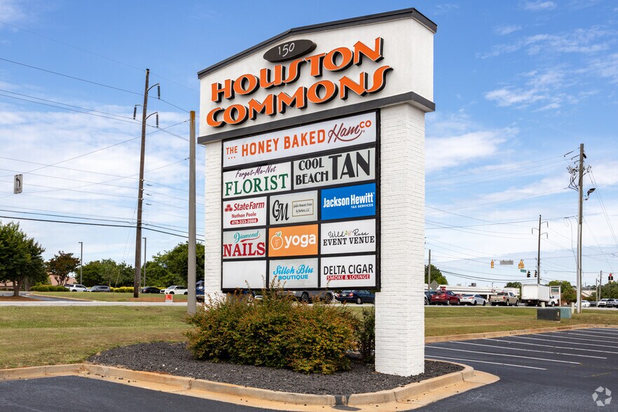 More Photos Of 150 S Houston Lake Rd, Warner Robins Storefront For Sale