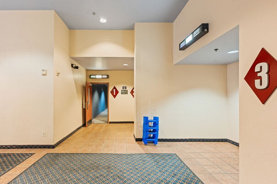 More Photos Of 400 Follett St, Lemoore Freestanding For Sale