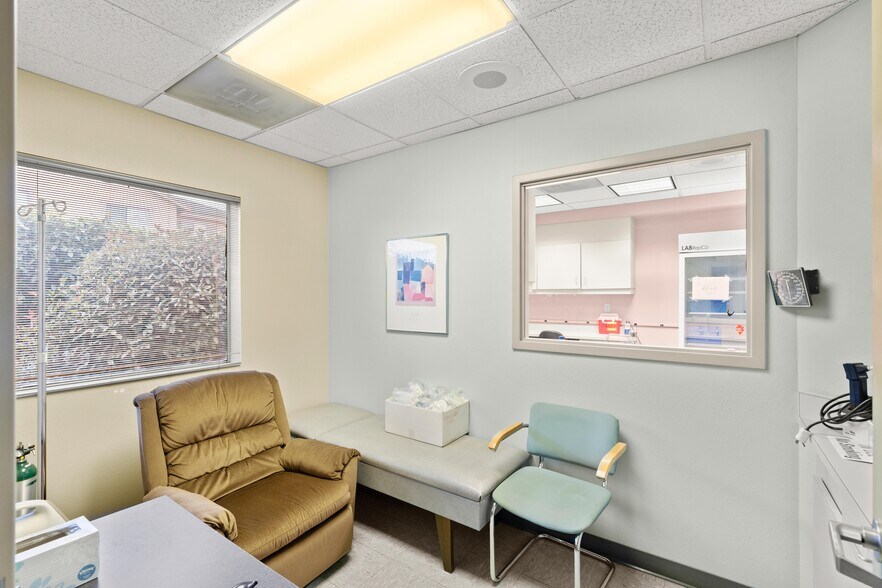 More Photos Of 5309 Carrington Cir, Stockton Healthcare For Sale