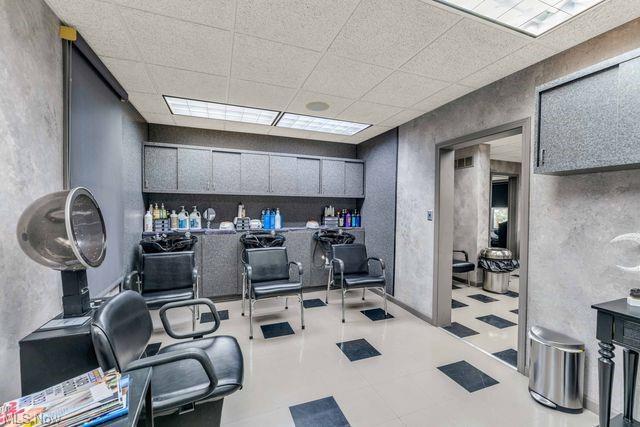 More Photos Of 112 Vine St, Wellington Storefront Retail Residential For Sale