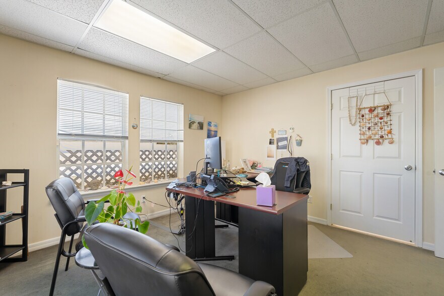 More Photos Of 1507 20th St, Vero Beach Medical For Sale