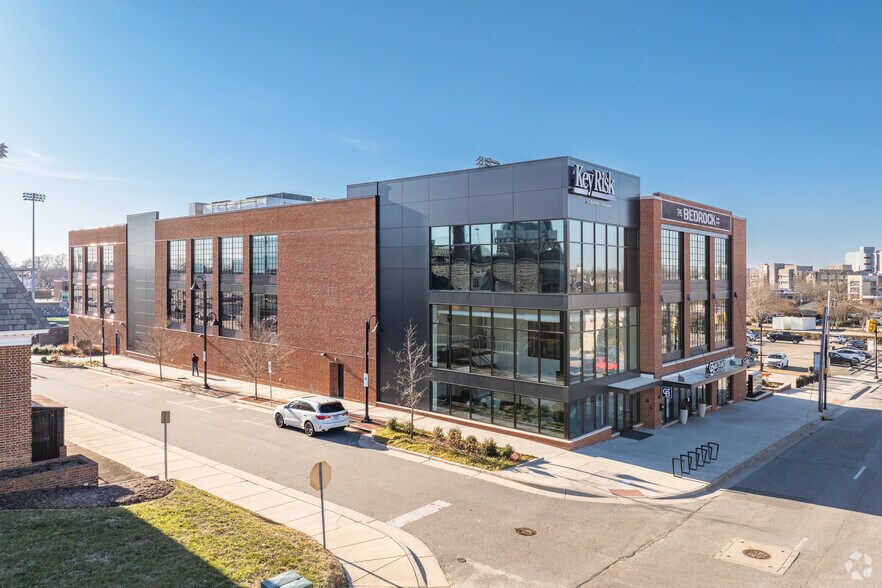 Primary Photo Of 275 N Elm St, High Point Office For Lease