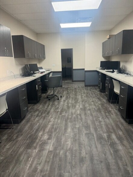 More Photos Of 207 S FM 548, Forney Medical For Lease