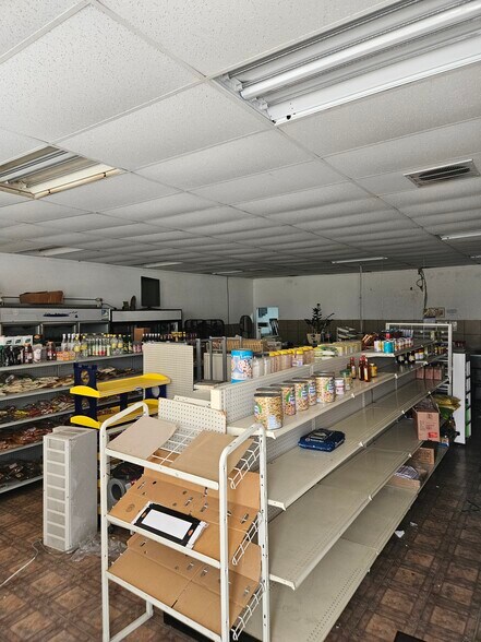 More Photos Of 1805 Lomita Blvd, Lomita General Retail For Lease