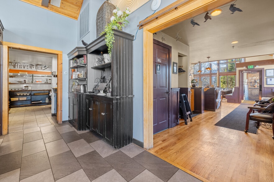 More Photos Of 1844 Depot St, Manchester Center Restaurant For Sale