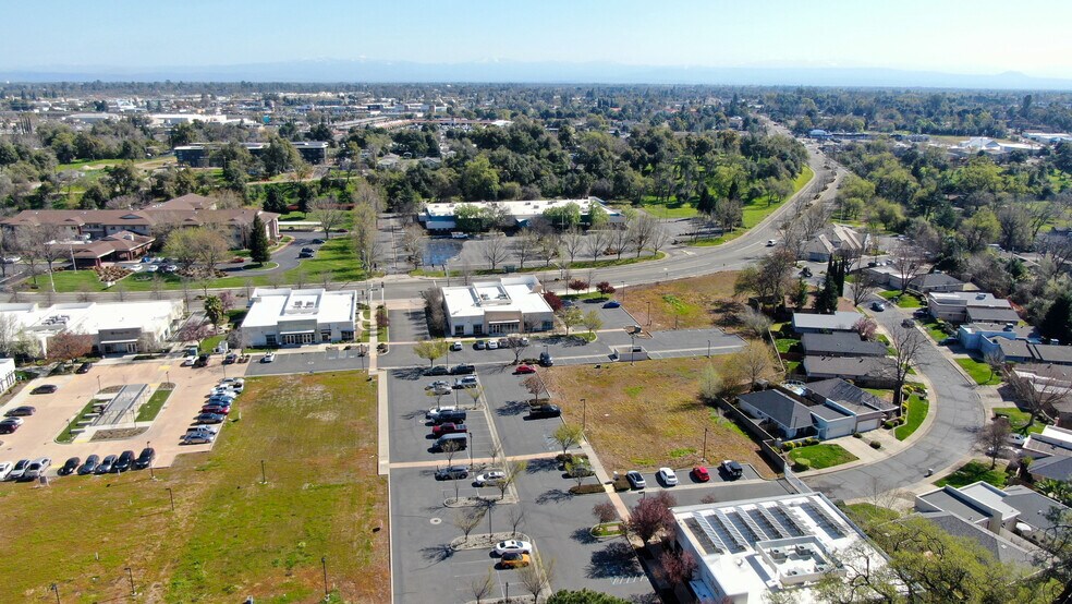 More Photos Of 390 Hartnell Ave, Redding Office For Lease
