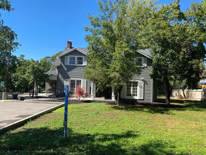 More Photos Of 3538 S Highland Dr, Salt Lake City Loft Creative Space For Sale