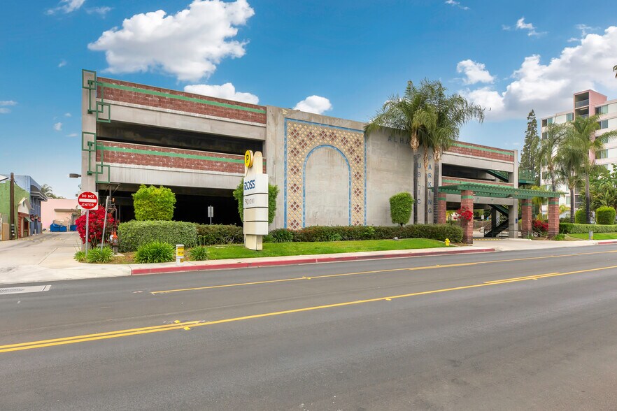 More Photos Of 109-117 E Main St, Alhambra Storefront For Sale