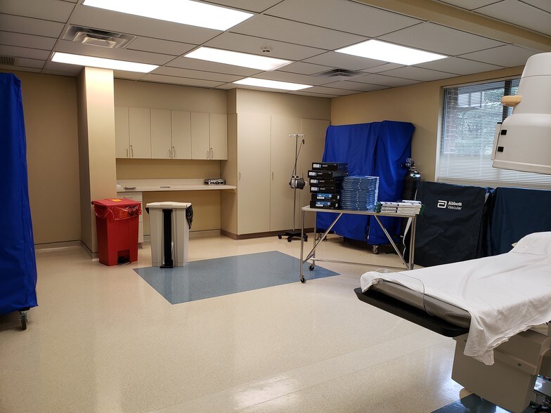 More Photos Of 1450 Parkside Ave, Ewing Medical For Lease