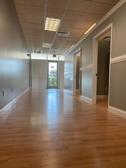 More Photos Of 10967 Lake Underhill Rd, Orlando Office For Sale