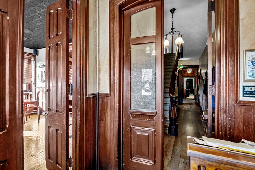 More Photos Of 101 N Market St, Schaefferstown General Retail For Sale