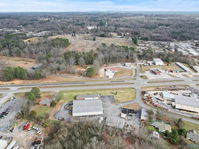 More Photos Of 540 S Brindlee Mountain Pky, Arab Flex For Sale