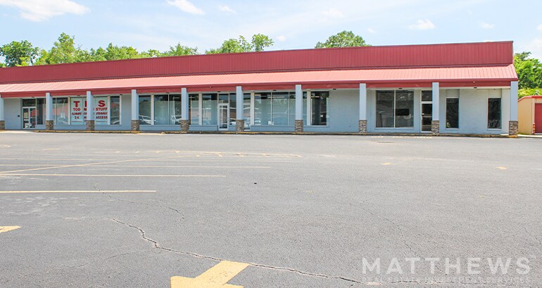 Primary Photo Of 1860 Old Highway 84, Ashford Self Storage For Sale