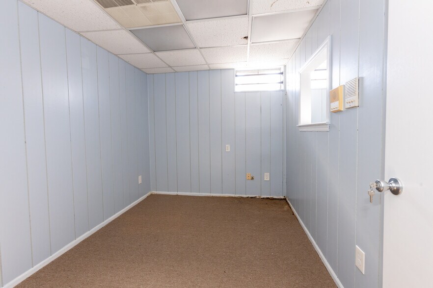 More Photos Of 1150-1190 W St Georges Ave, Linden Multifamily For Sale