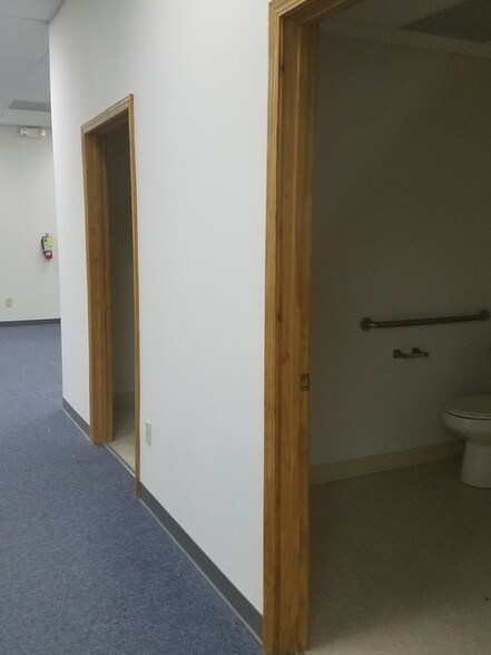 More Photos Of 935 Wilcox Ct, Kingsport Unknown For Lease