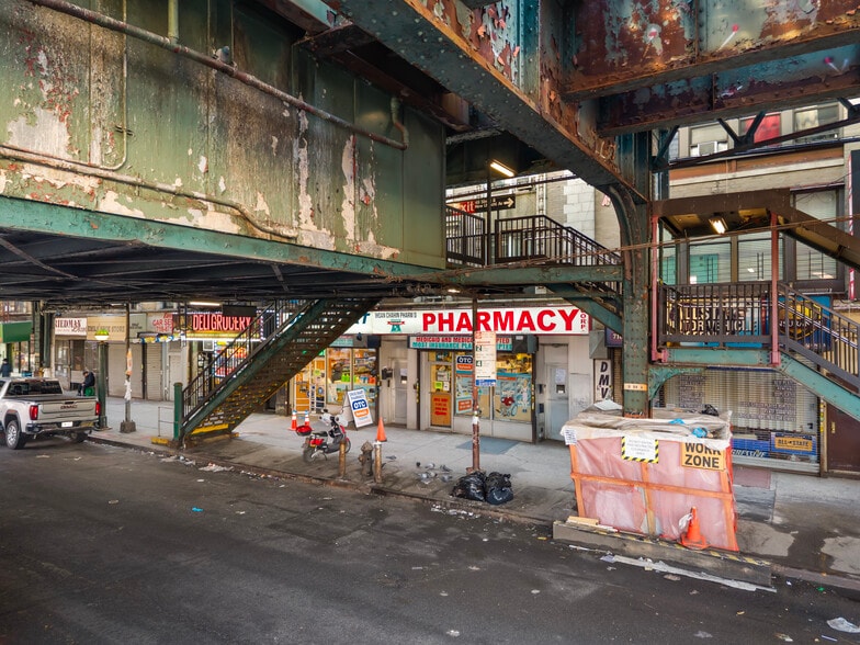 More Photos Of , Brooklyn General Retail For Sale